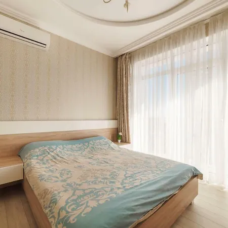 5 Min To Arkadia Sea View Apartment