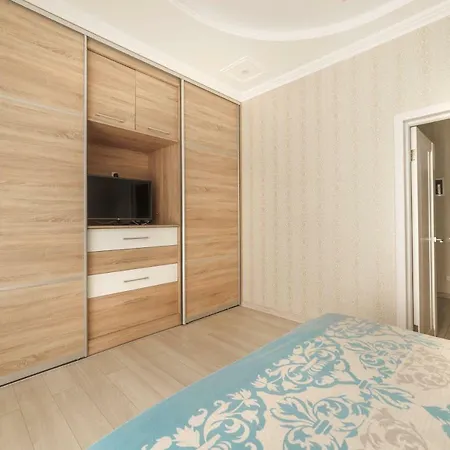 Apartment 5 Min To Arkadia Sea View *